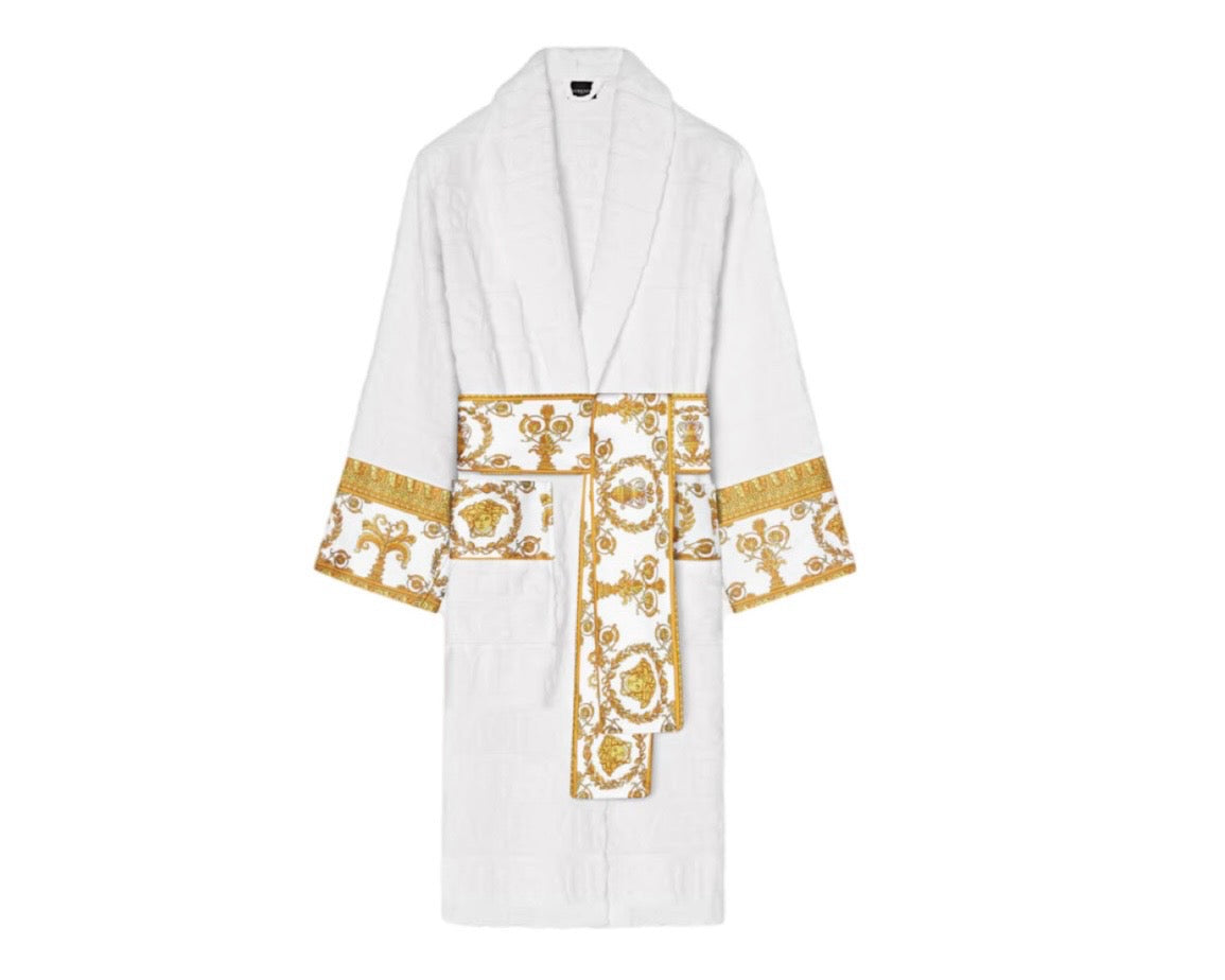 Luxury bathrobe